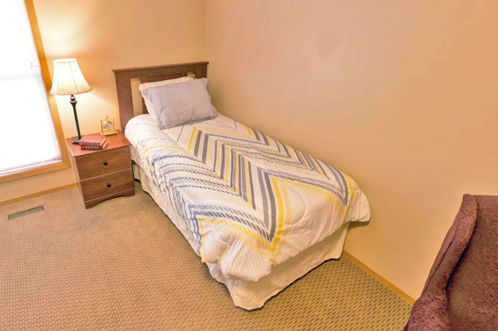 Primrose Cottages Memory Care apartment bedroom in Aberdeen, SD